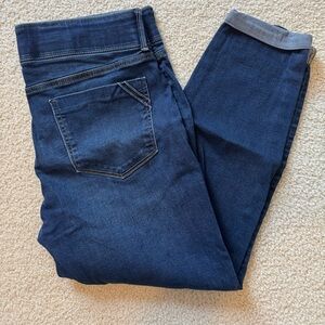 Apt. 9 Dark Blue Capri Jeans